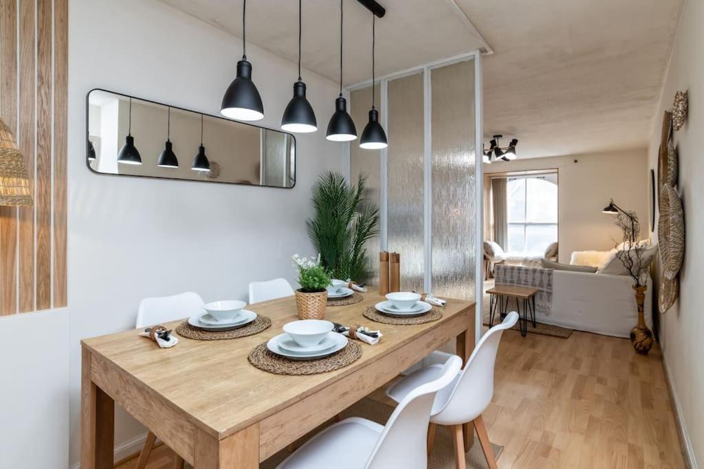 Silver Stone Suite - In The Heart Of Aberdeen Exteriér fotografie